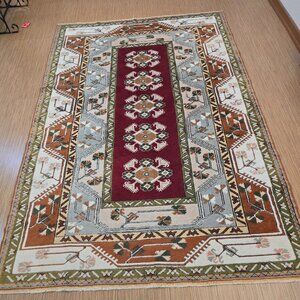 Amazing Condition Vintage Turkish Handmade Muğla Milas Rug – Size: 7.8 x 5.6 ft